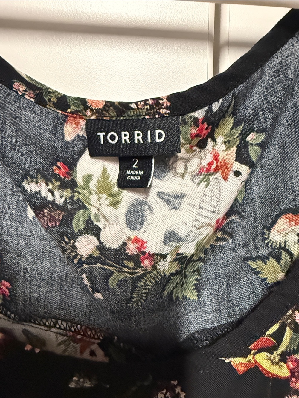 torrid Black Skull & Floral Print Tank - Picture 2 of 5